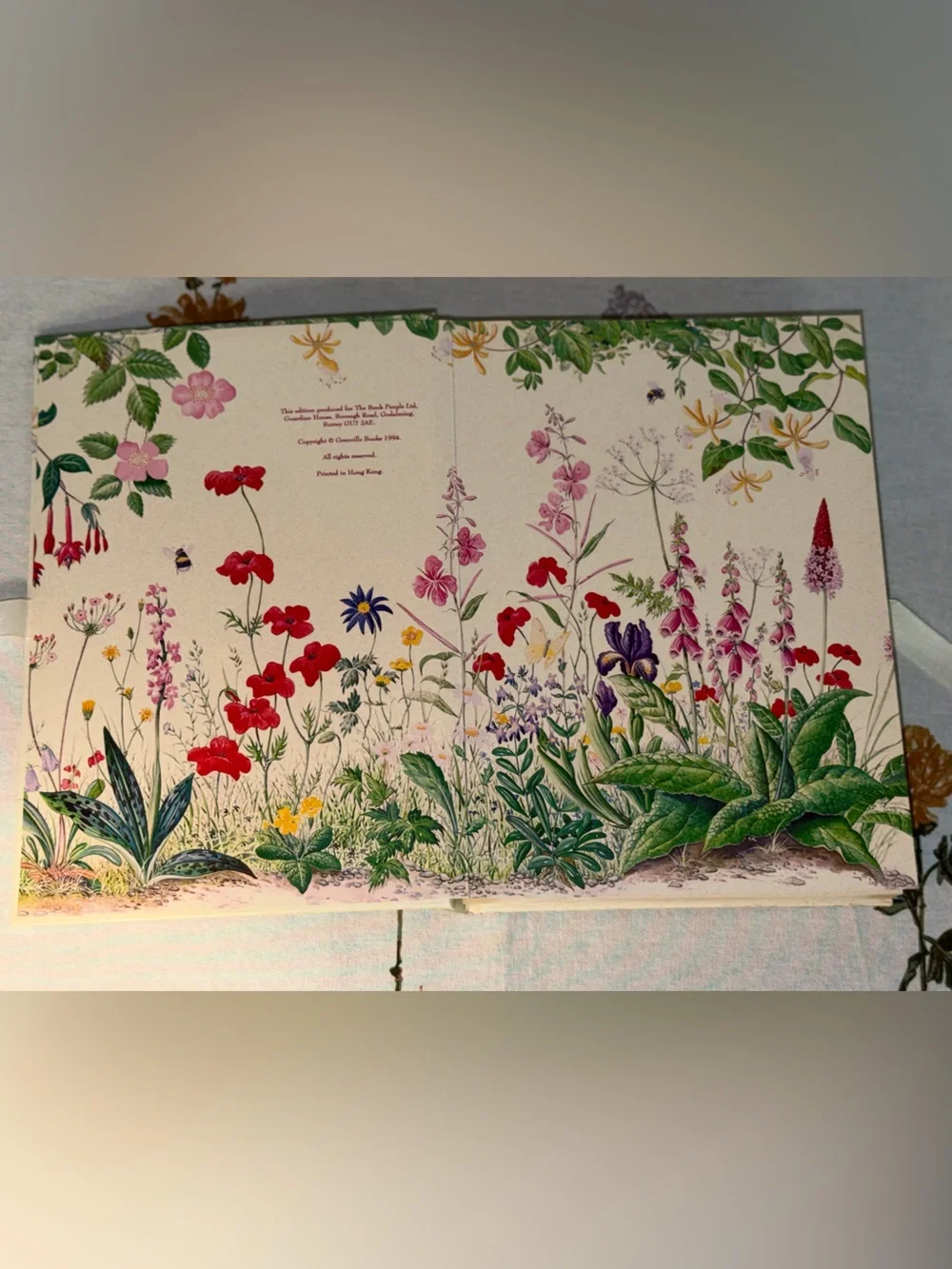 Vintage The Flower Garden Hardcover Photo Album (1994, C.A. Books)